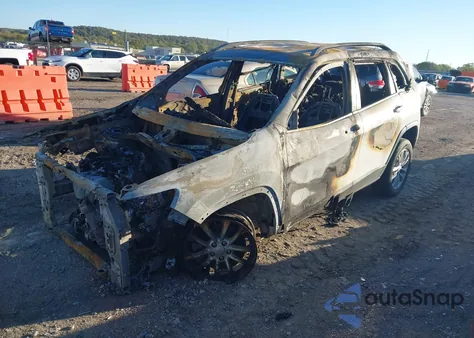 2020 Jeep Cherokee Latitude Fwd from USA, damaged, VIN 1C4PJLCB2LD653923